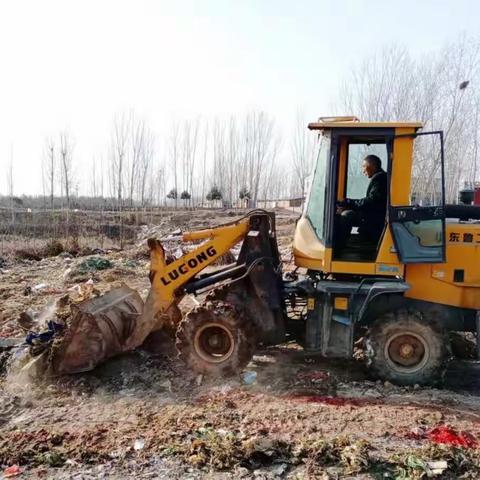 红旗区小店镇“迎新春”清洁家园专项行动