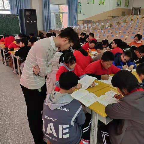 展风采、促成长、争达标——平度市实验中学青年教师达标课