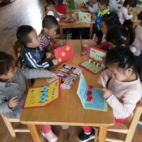 果果二班的宝贝们为妈妈们准备的母亲节礼物