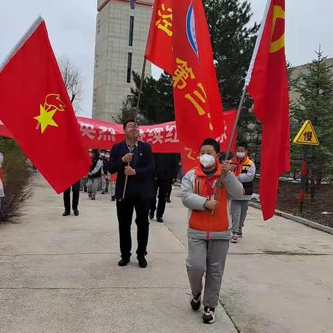 缅怀革命先烈 赓续红色血脉——泾源县第三小学清明祭英烈活动