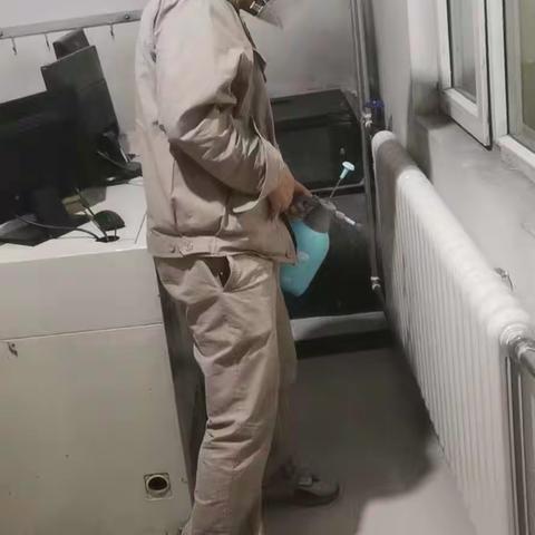 同舟共济，共渡难关