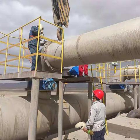 齐心协力打好检修攻坚战