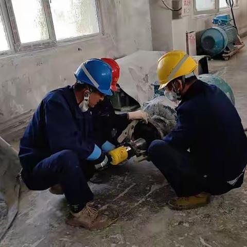 检修千万项  安全第一项