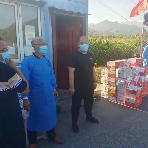 情系抗疫一线 慰问温暖人心