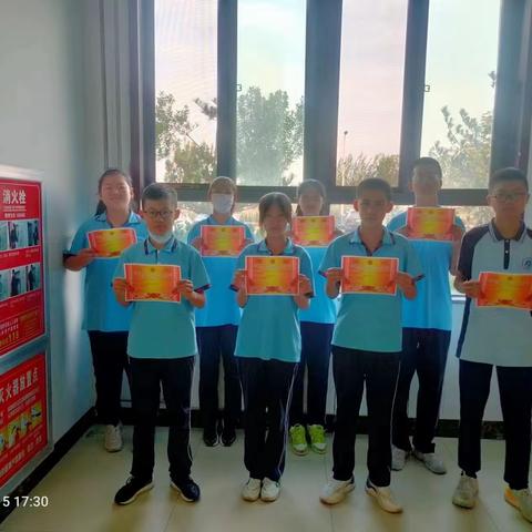 永葆初心、奋勇前进、全力以赴——二中附中开展团结合作、公平竞争学习表彰活动