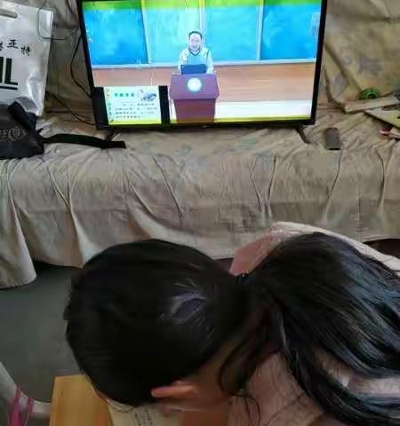 黎巴嫩女子学校停课不停学，我们用知识“战疫”！
