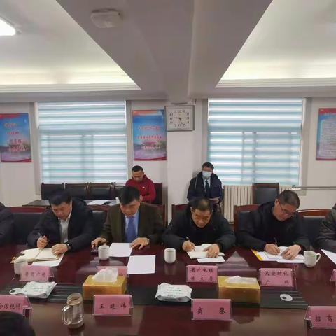 勠力同心，共谋发展——趵突泉街道召开商务楼宇座谈会