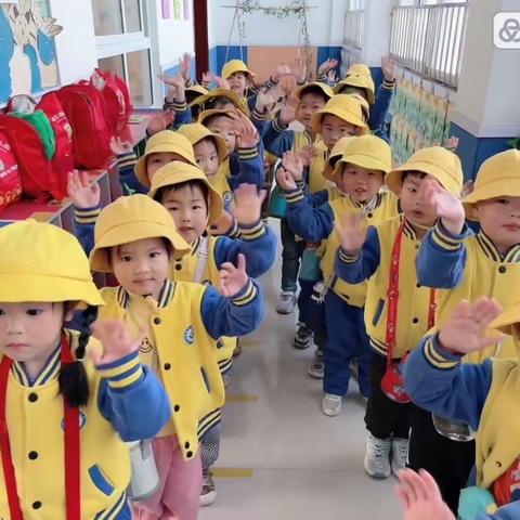 “春日寻色，爱在自然”—汪场中心幼儿园小一班春游主题活动