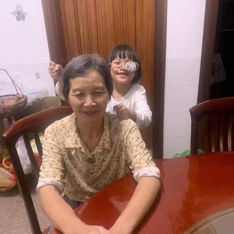 重阳节，爱在身边常相伴