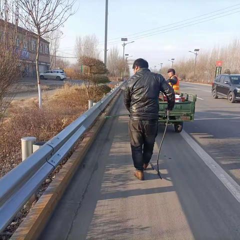 【广平县地方站管理站】加强路域环境整治   全面提升路容路貌