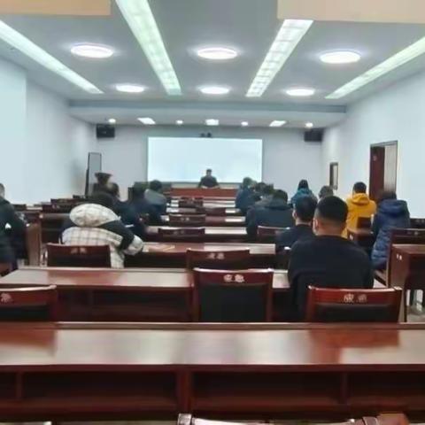 区应急管理局组织召开全体会议传达学习领会区委二届五次全会精神及亚洲书记的重要讲话精神