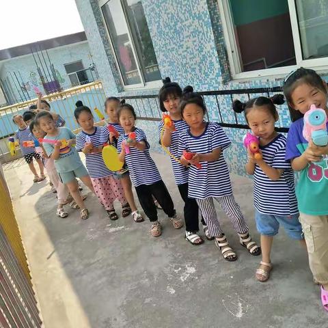 酷炫夏日，水枪大战！