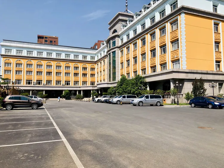 辽宁阳光宾馆简介