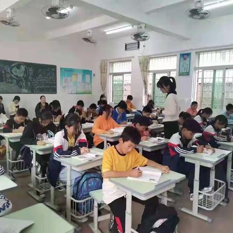 送教暖人心，调研促发展——曲江区2021年秋学期中小学语文主题学习入校驻点调研研讨会。