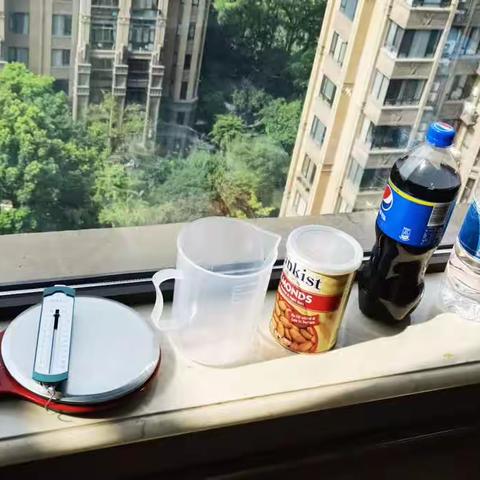 探究影响浮力大小的因素—                  五（9）林心怡