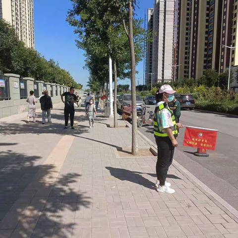 站好“护学岗”，护航“开学季”——城西学校二三班护学岗纪实