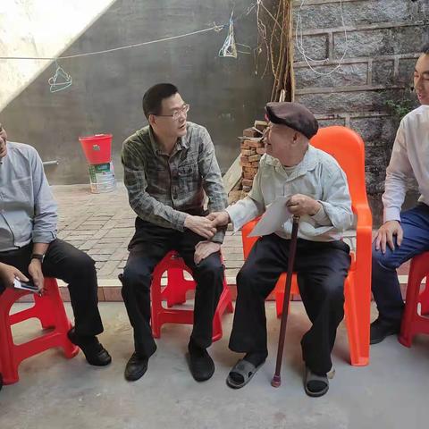 省委组织部老干部工作调研组到陵水开展慰问和调研工作