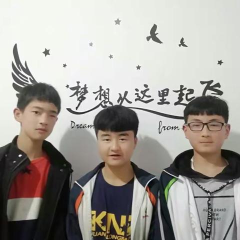 理想从新星飞奔