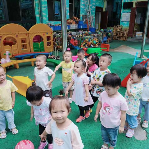 山予城幼儿园小二班第二周活动回顾