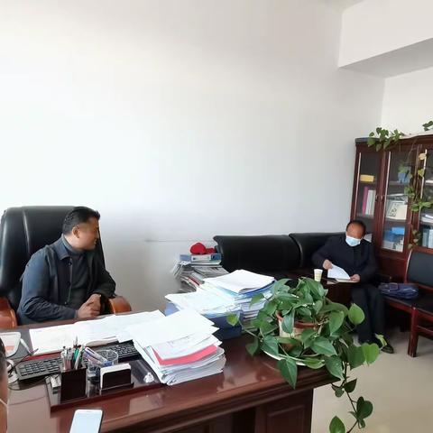 回河街道“践行初心办热线 担当使命解民忧”——杨海港履职尽责推动热线民生问题解决纪实