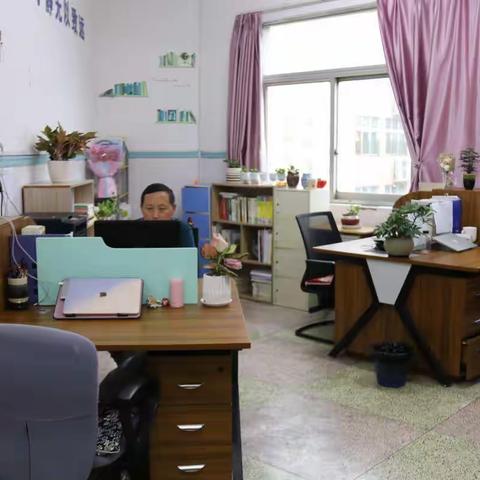 美化办公环境，彰显幸福风采（一）