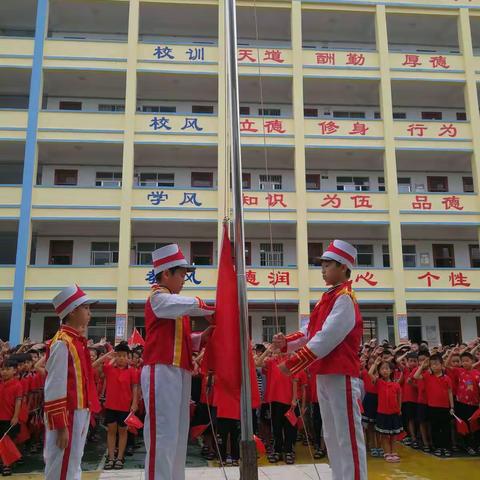 博白县沙陂镇中心小学:千人大合唱祝福祖国生日快乐