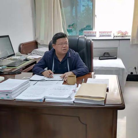 每周工作推进会