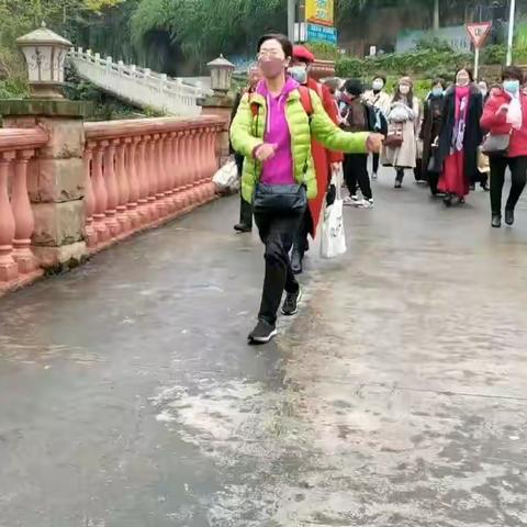 大邑老年大学书画班花水湾写生活动集