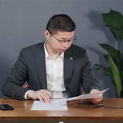 粉丝咨询：因为爱情被“三”，该何去何从？