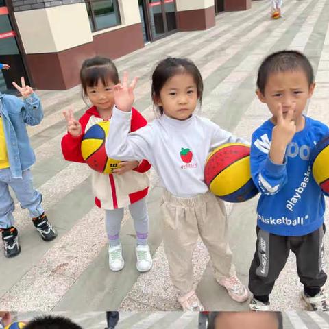 蓓蕾实验幼儿园蕾蕾一班十三周《感恩的心❤️》