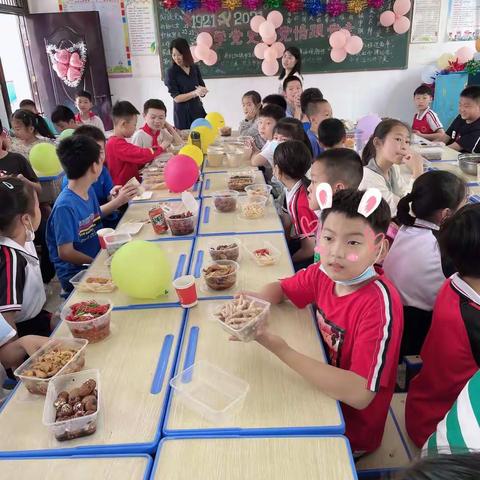 四（3）班快乐的六一儿童节