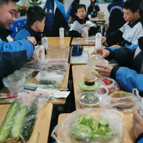 山积而高，泽积而长——记长沙市长郡开福中学初一年级2201—2205班劳动课（五）