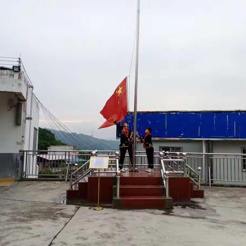 严谨治学，勤奋求实——百色市右江区汪甸民族中心小学第九周工作锦集