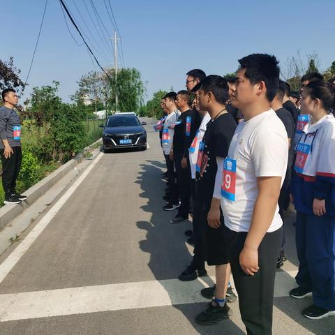 人间四月芳菲尽 体能训练展风采