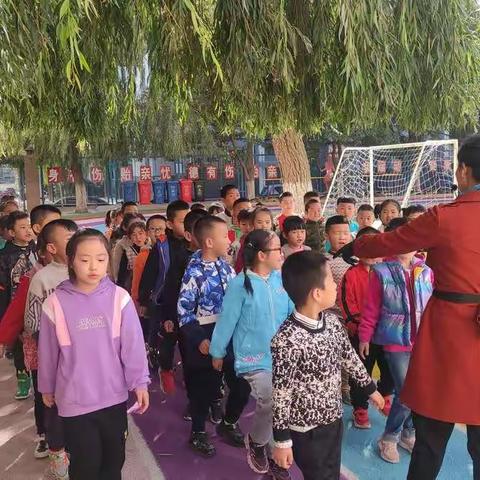 【阳光生活，快乐运动】白银区第二小学一年级一班