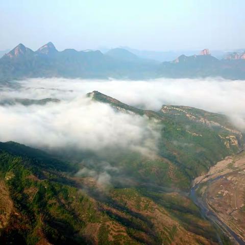 美爆了！太行云海宛如人间仙境