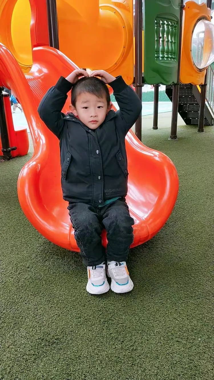 大一班王瑞鑫期末素质报告册