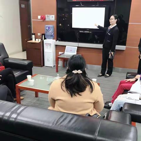 女神节皇岗支行感恩回馈