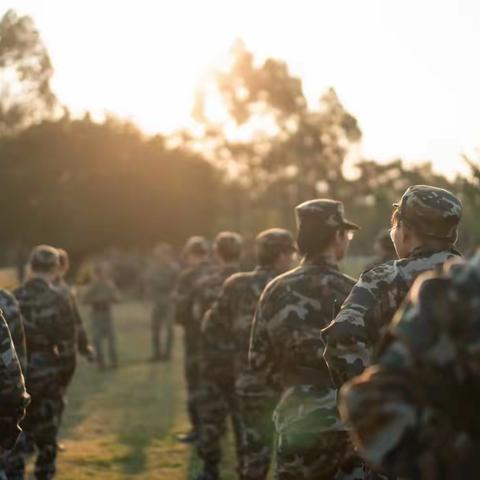 青春践行强国志，军训磨砺正当时———白塔中学2023年秋季军训第二天纪实