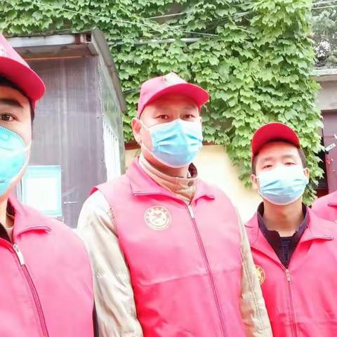 市园林绿化中心下沉社区一线助力疫情防控