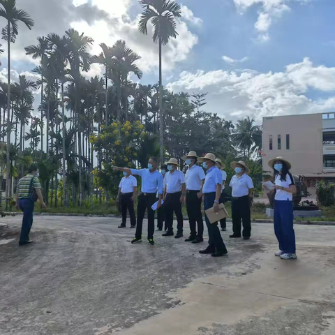 海南省专家组到保亭县验收创建防震减灾科普示范学校工作