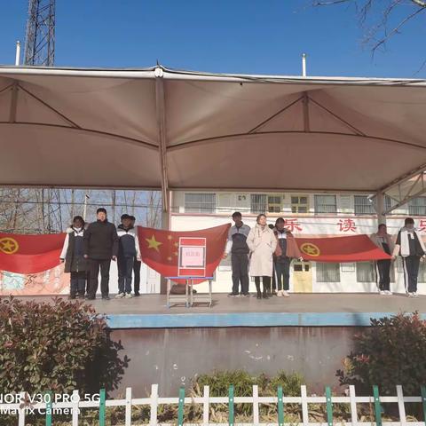 爱心无价，真情永存———王井中学为初一五班重病学生张宇飞捐款