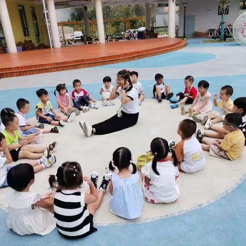 柳州市公园路幼儿园小五班开学记