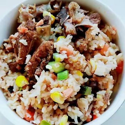 最心疼我的人是您，最在乎我的人是您，——母亲，让我深情地说声我爱你！让我给你做顿香甜美味的爱餐