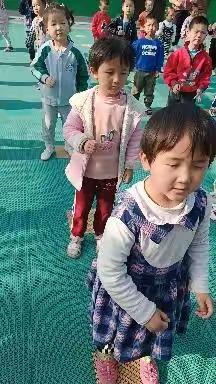 幼儿园，让欢乐的种子撒在每个孩子的心田！