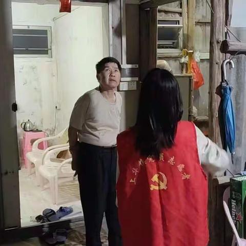 筑牢“红色堤防” 彰显巾帼担当