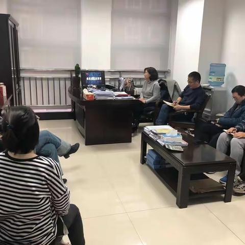 作风建设永远在路上——区金融服务中心组织收看《作风强化在西安》（第一期）