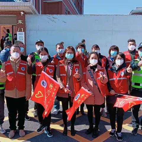 最美家长义工——新城学校七（3）班