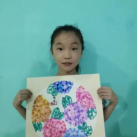 北京画廊•榆林校区思维班8月5日作品展览《绣球花》