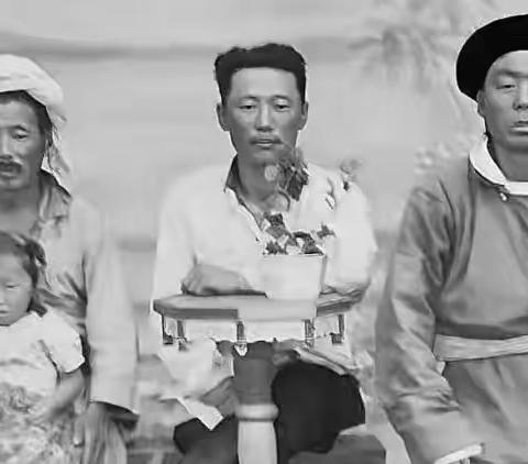 探访小喇嘛家乡-----霍日格嘎查